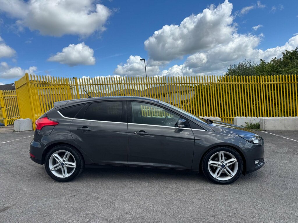 Ford Focus 1.0T Ecoboost Zetec Edition Euro 6 Ss SP67UHJ Grey #5