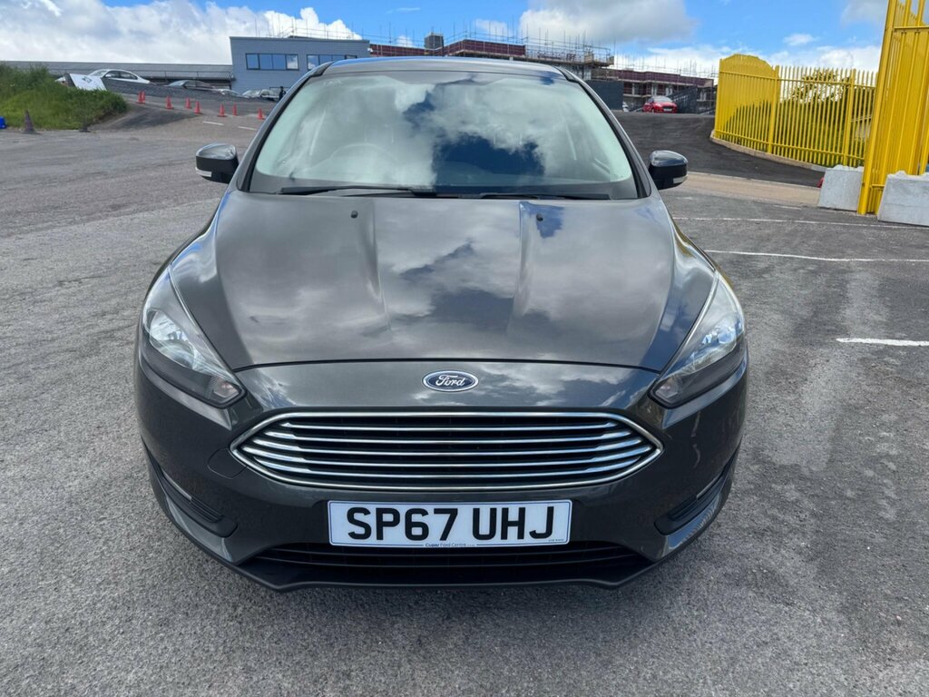 Ford Focus 1.0T Ecoboost Zetec Edition Euro 6 Ss SP67UHJ Grey #3