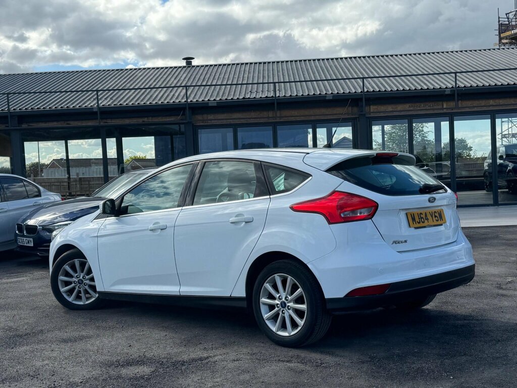 Ford Focus 1.6 Tdci Titanium Euro 5 Ss MJ64YSW White #2