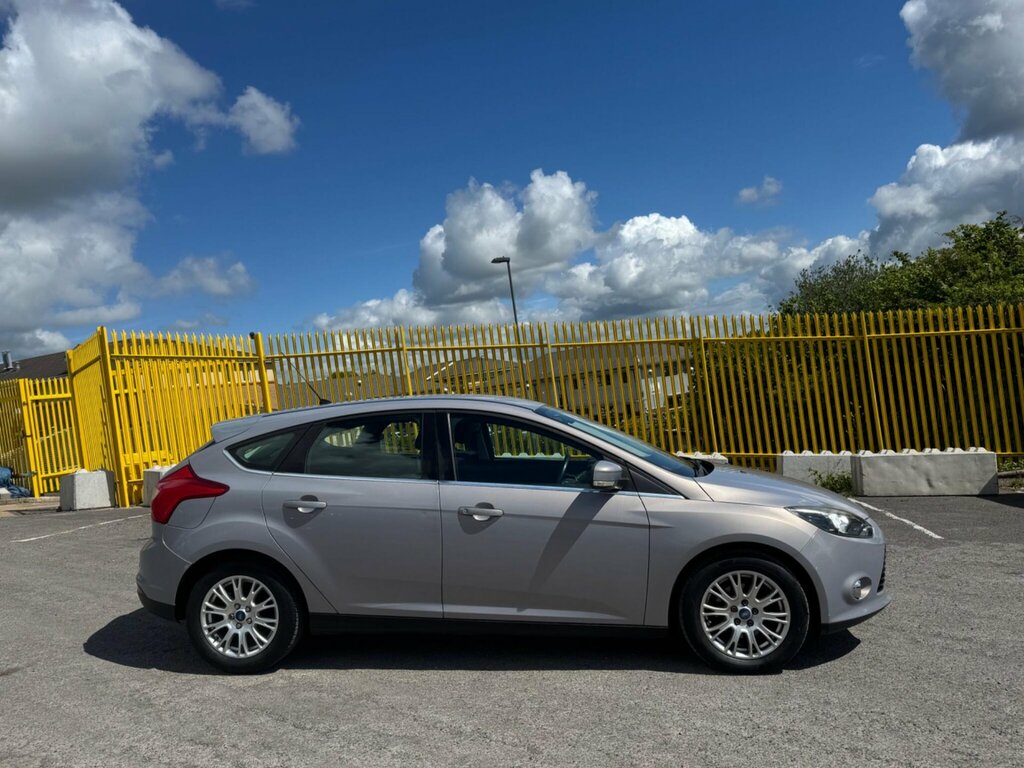 Ford Focus 1.6 Titanium Euro 5 WU61VYF Silver #4