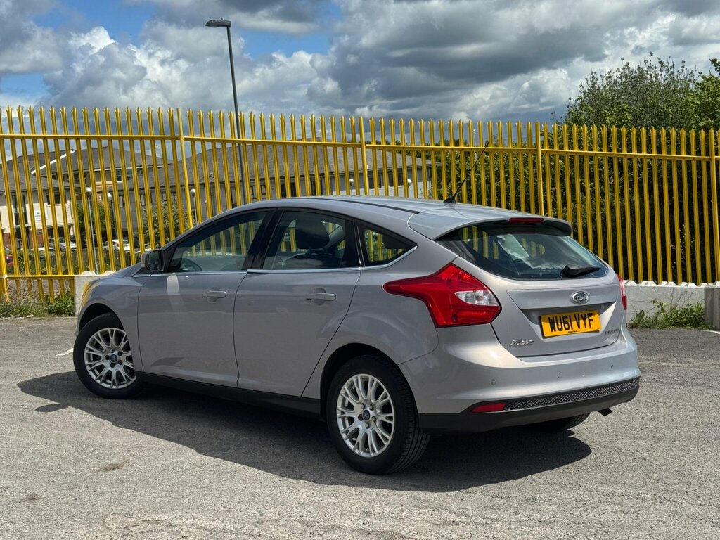 Ford Focus 1.6 Titanium Euro 5 WU61VYF Silver #2