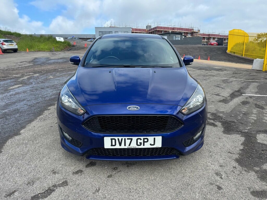 Ford Focus 1.5 Tdci St-line Euro 6 Ss DV17GPJ Blue #3