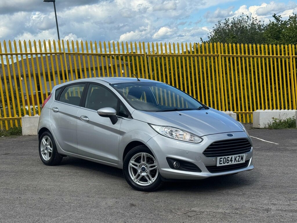 Ford Fiesta 1.0 Zetec Euro 5 Ss Silver