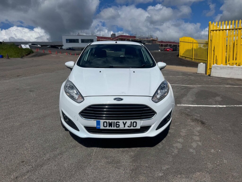 Ford Fiesta 1.0T Ecoboost Zetec Euro 6 Ss OW16YJO White #3