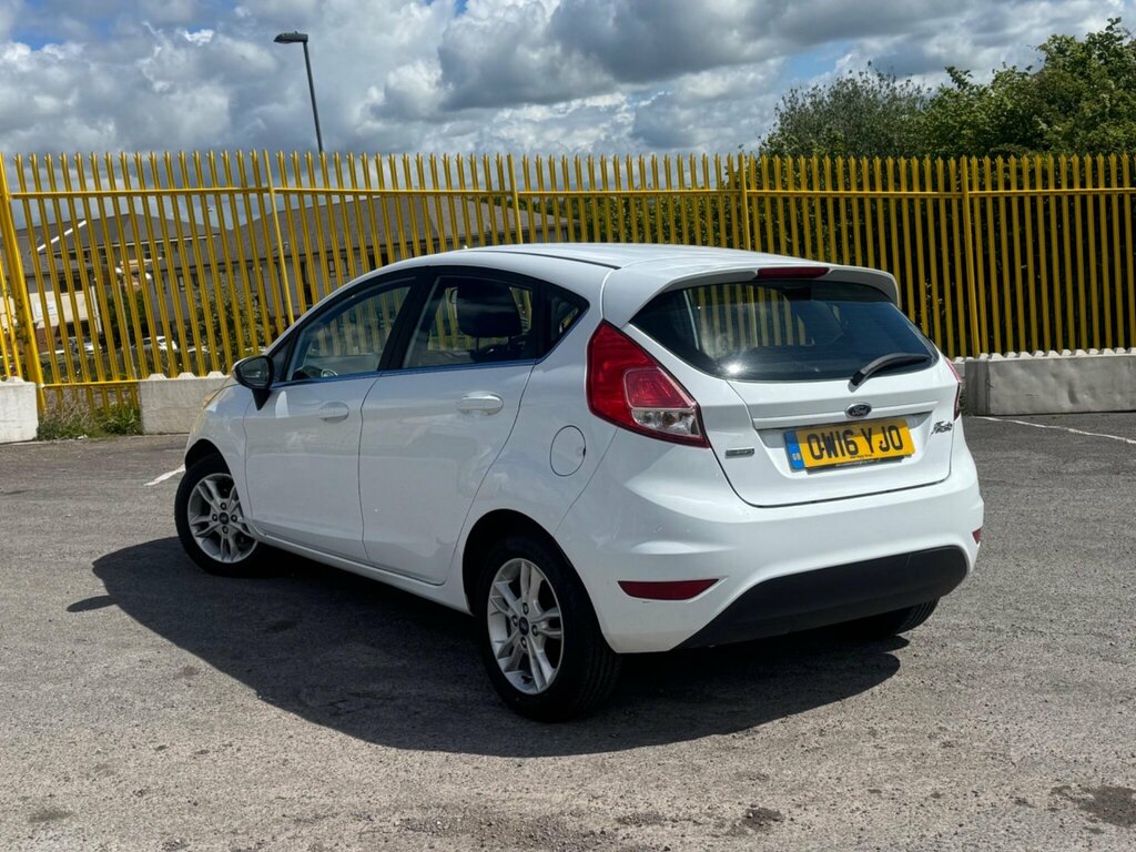 Ford Fiesta 1.0T Ecoboost Zetec Euro 6 Ss OW16YJO White #2