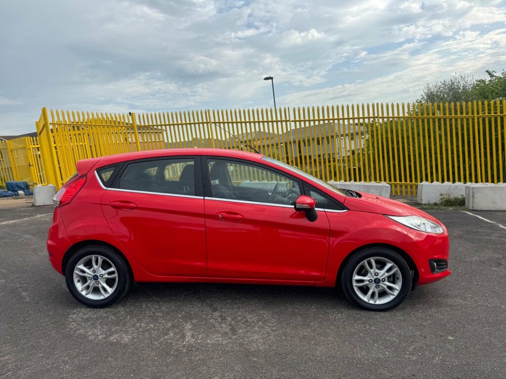 Ford Fiesta 1.0T Ecoboost Zetec Euro 5 Ss BJ14NNH Red #5