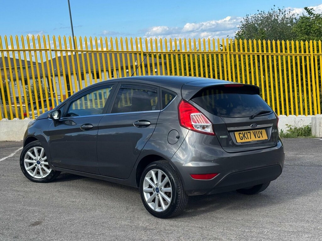 Ford Fiesta 1.0T Ecoboost Titanium Euro 6 Ss GK17VUY Grey #2