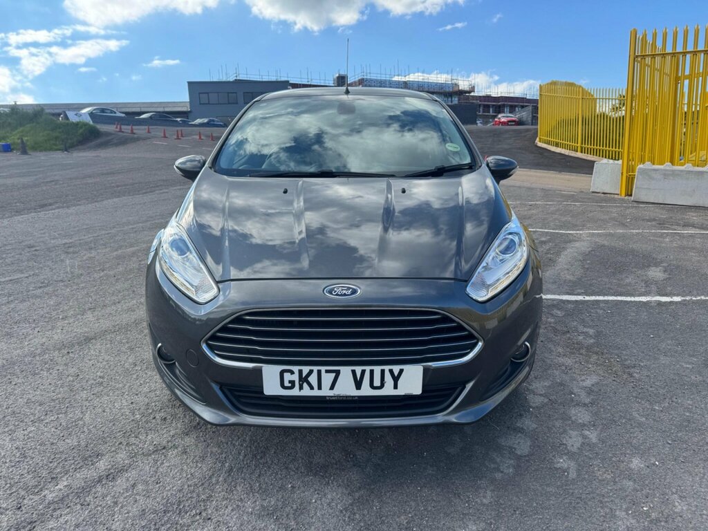 Ford Fiesta 1.0T Ecoboost Titanium Euro 6 Ss GK17VUY Grey #3