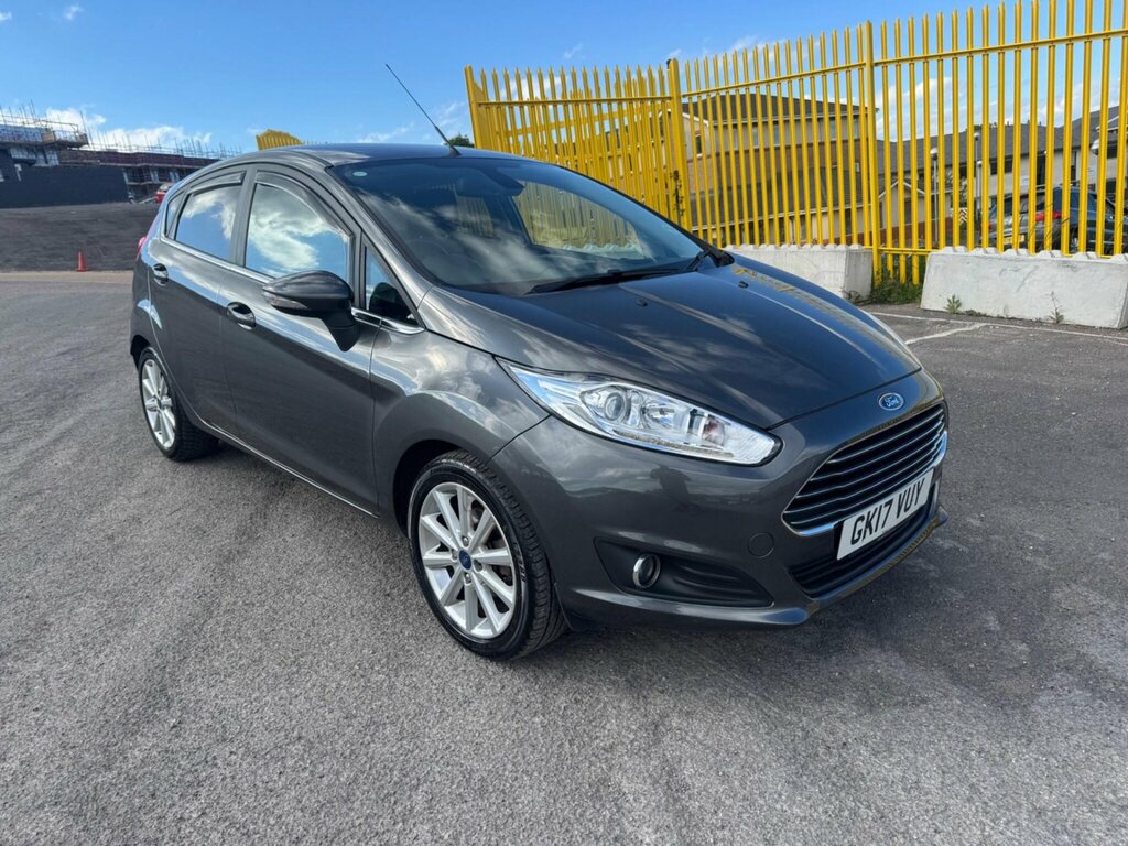 Ford Fiesta 1.0T Ecoboost Titanium Euro 6 Ss GK17VUY Grey #4