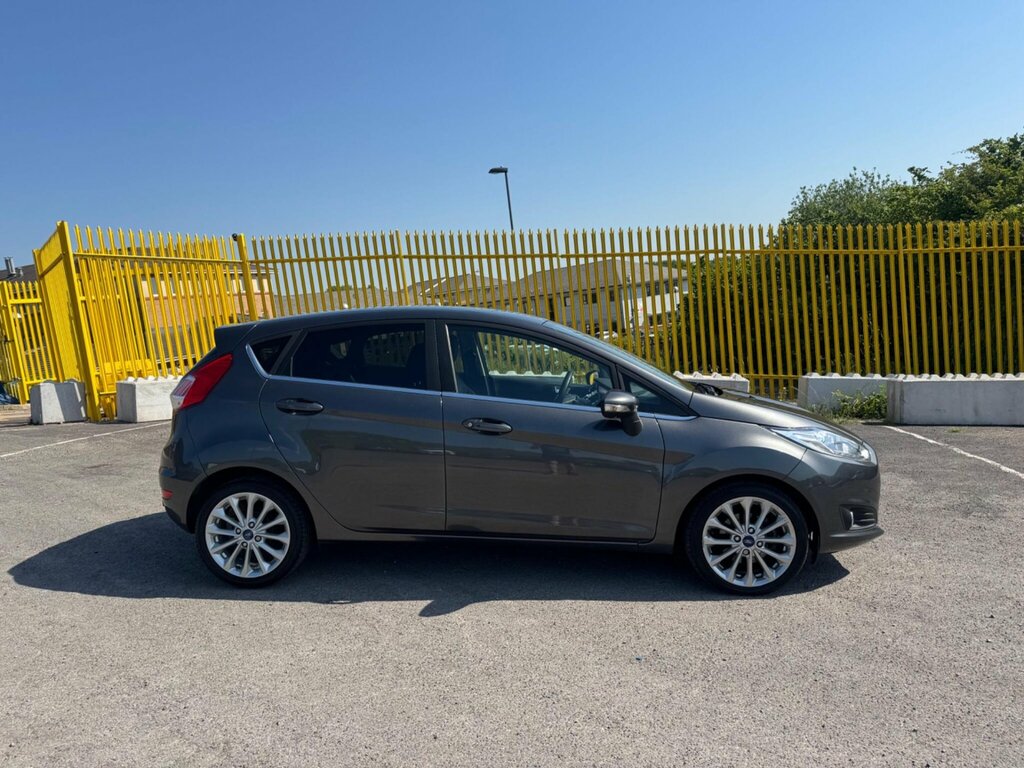 Ford Fiesta 1.0T Ecoboost Titanium X Euro 6 Ss NJ16NYX Grey #5