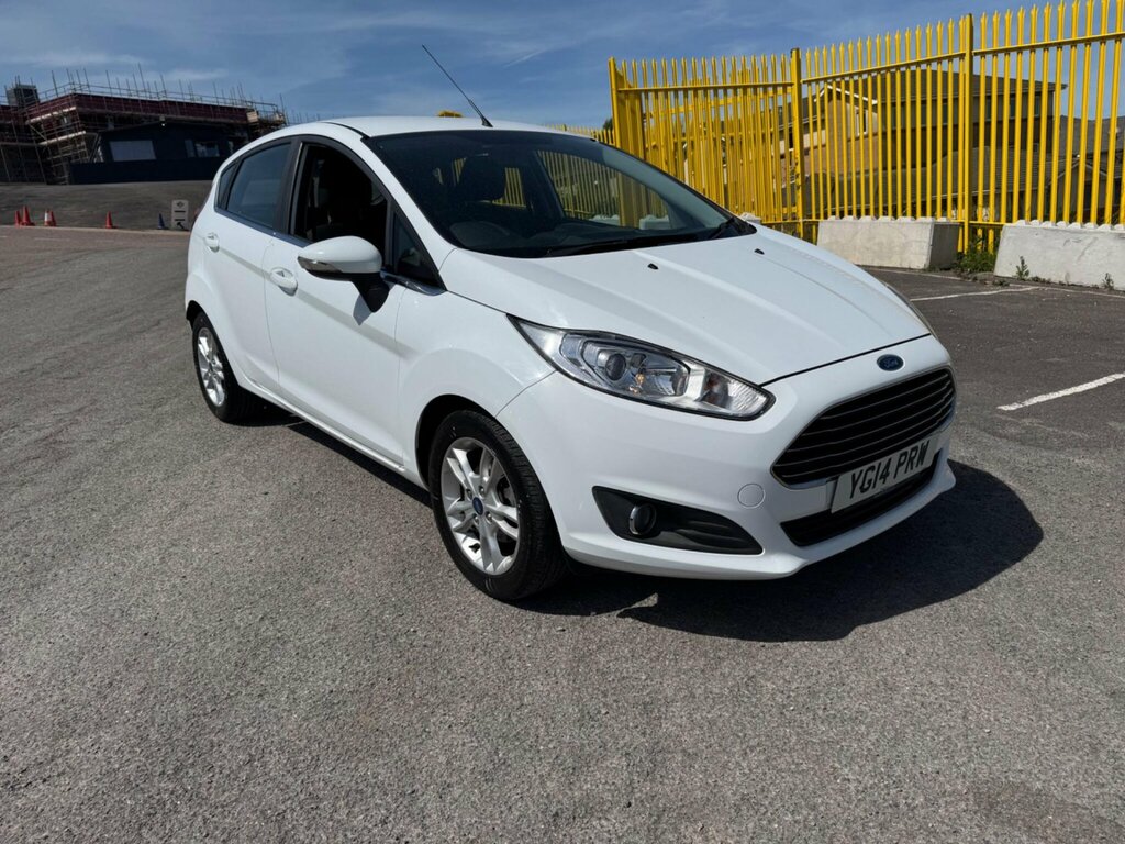 Ford Fiesta 1.0T Ecoboost Zetec Euro 5 Ss YG14PRW White #4