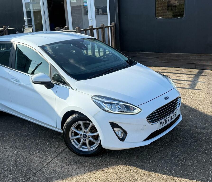 Ford Fiesta Hatchback 1.0T Ecoboost Zetec Euro 6 Ss 20 YK67WZS White #4