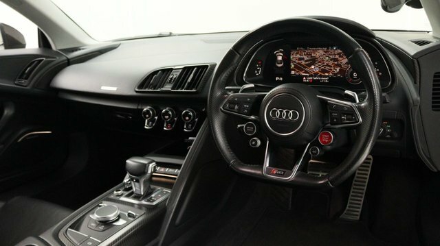 Audi R8 5.2 Fsi V10 Plus Coupe S Tronic Quattro Black