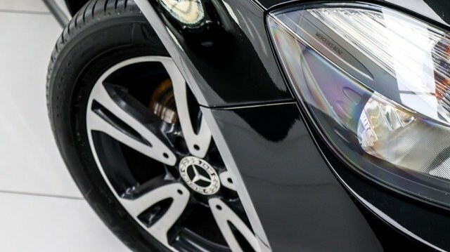 Mercedes-Benz A Class 2.1 A200d Se Hatchback Euro 6 S RK04EMU Black #5