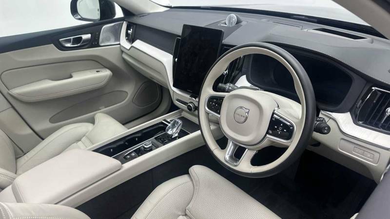 Volvo XC60 T8 Awd Phev Recharge Ultra Dark - 2025 75 HJ75EVG #4
