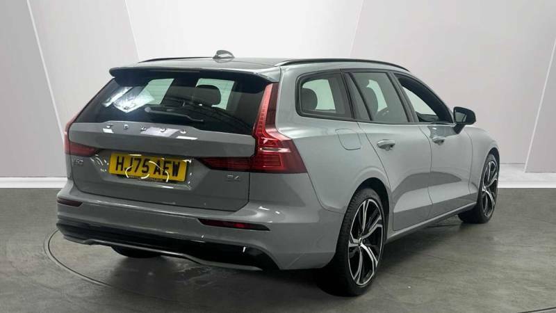 Volvo V60 B4 Mild Hybrid Plus Dark - 2025 75 Grey