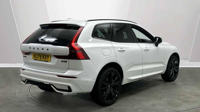 Volvo XC60 B5 Awd Mild Hybrid Black Edition Plus - 202 HJ75KXY White #2