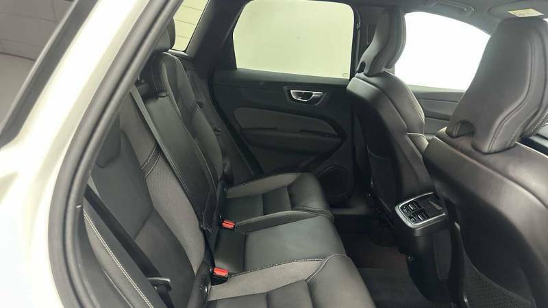 Volvo XC60 B5 Awd Mild Hybrid Black Edition Plus - 202 HJ75KXY White #6