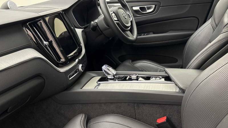 Volvo XC60 B5 Awd Mild Hybrid Ultra Bright - 2025 25 RV25XVJ Blue #6