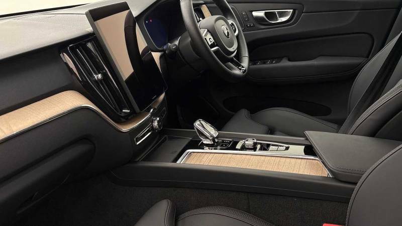 Volvo XC60 B5 Awd Mild Hybrid Plus Dark - 2025 25 RF25AXR Blue #5