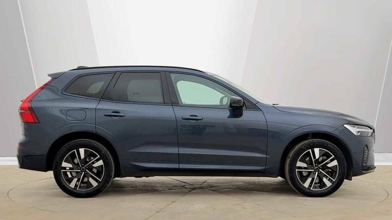 Volvo XC60 B5 Awd Mild Hybrid Plus Dark - 2025 25 Blue