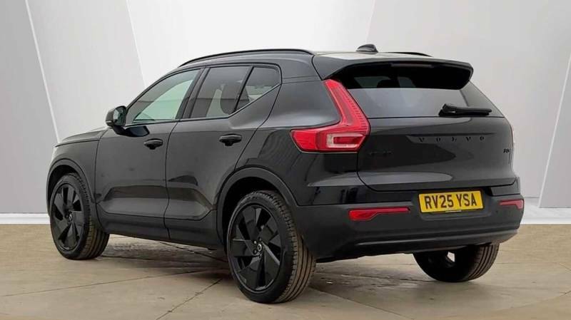 Volvo XC40 B3 Mild Hybrid Black Edition Plus - 2025 2 RV25YSA Black #3