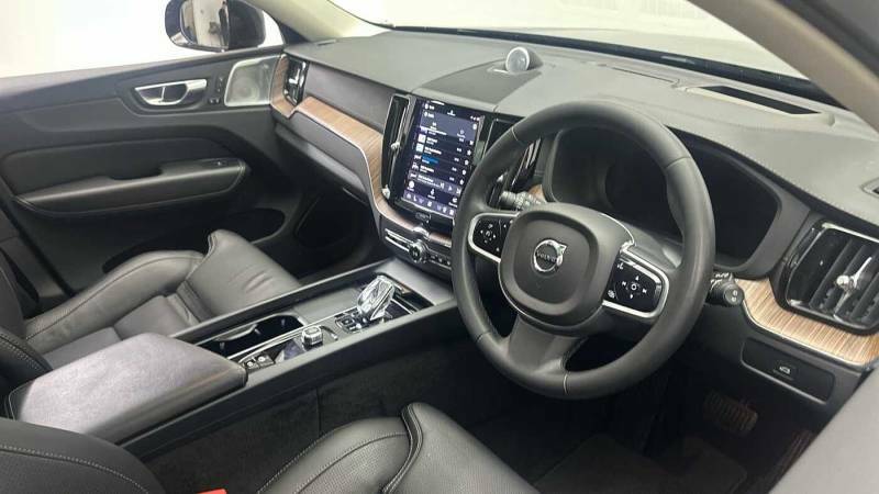 Volvo XC60 B5 Awd Mild Hybrid Ultimate Dark - 2022 72 HD72LNC Blue #4