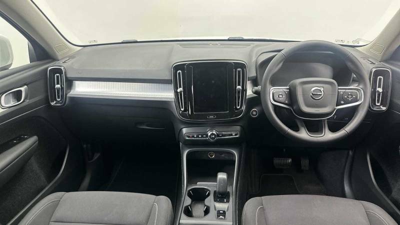 Volvo XC40 T3 Momentum - 2021 21 FT21KWB White #5