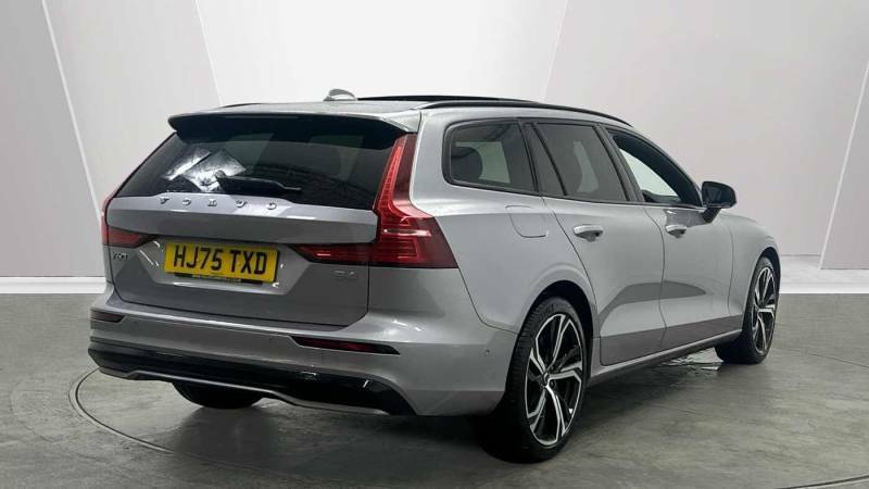 Volvo V60 B4 Mild Hybrid Ultra Dark - 2025 75 HJ75TXD Silver #2