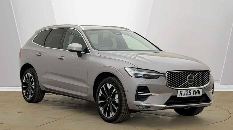 Volvo XC60 B5 Awd Mild Hybrid Ultra Bright - 2025 25 Silver