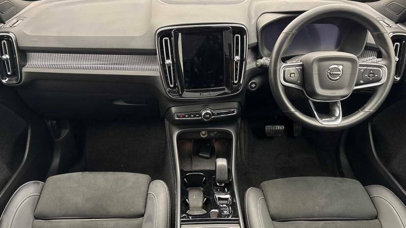 Volvo XC40 B3 Mild Hybrid Black Edition Ultra - 2025 RV25WMA Black #6