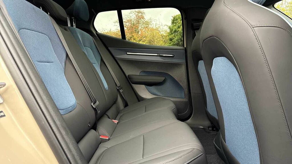 Volvo EX30 Ultra, Twin Motor Performance, DU75WZO  #6