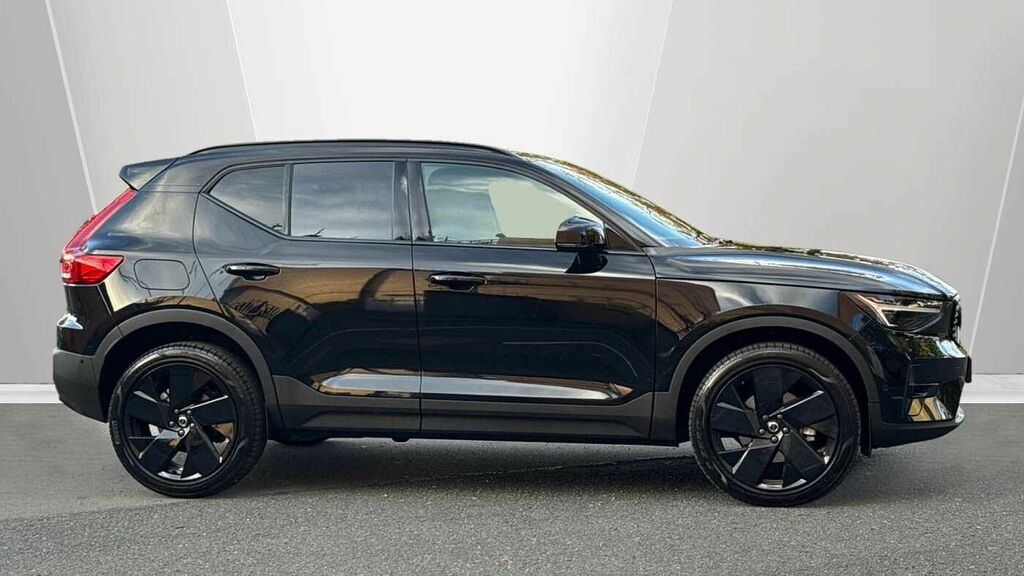 Volvo XC40 Black Edition Ultra, B3 Mild Hybrid, DV75CVO Black #3
