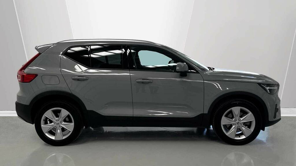 Volvo XC40 Core, B3 Mild Hybrid, RF25PVL Grey #3