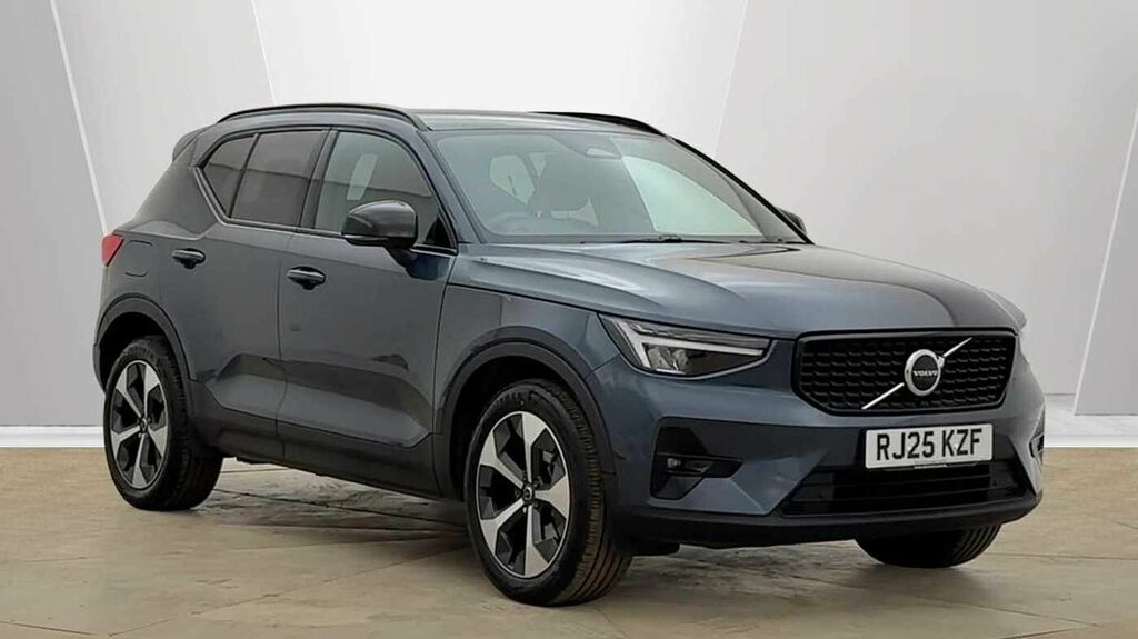 Volvo XC40 Plus, B3 Mild Hybrid, Dark Blue