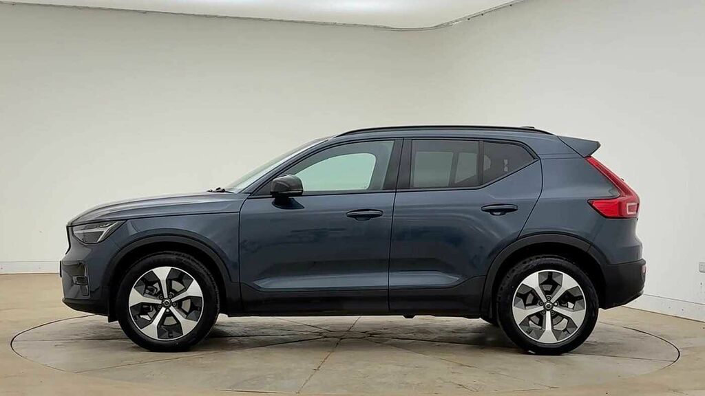 Volvo XC40 Plus, B3 Mild Hybrid, Dark RJ25KZF Blue #6