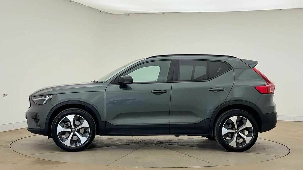 Volvo XC40 Plus, B3 Mild Hybrid, Dark RV75CJO  #6