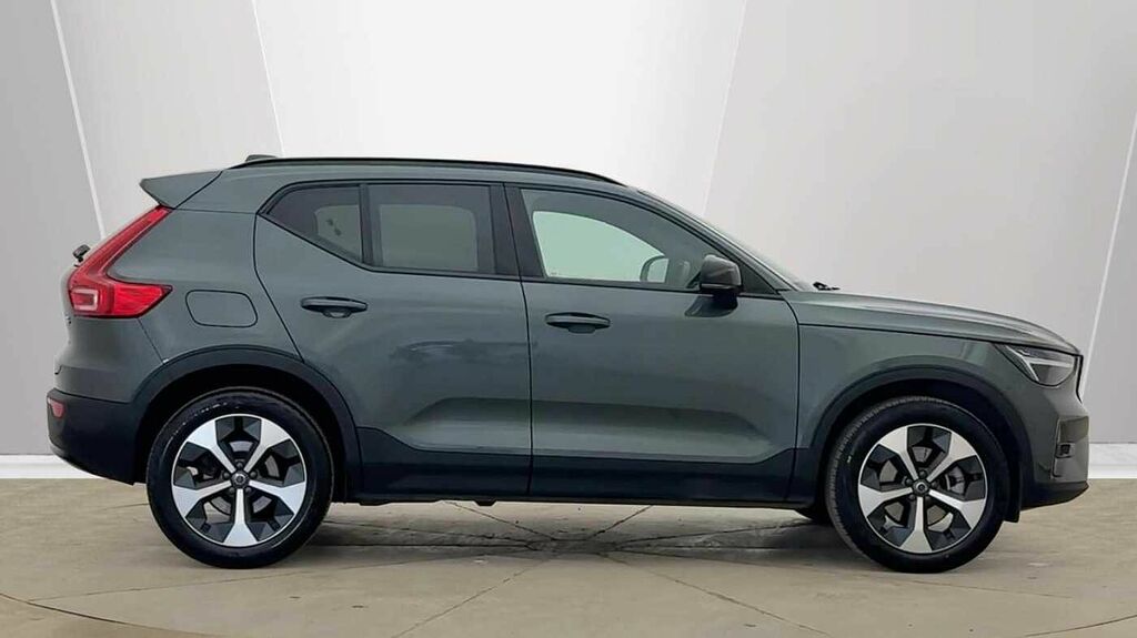 Volvo XC40 Plus, B3 Mild Hybrid, Dark RV75CJO  #2