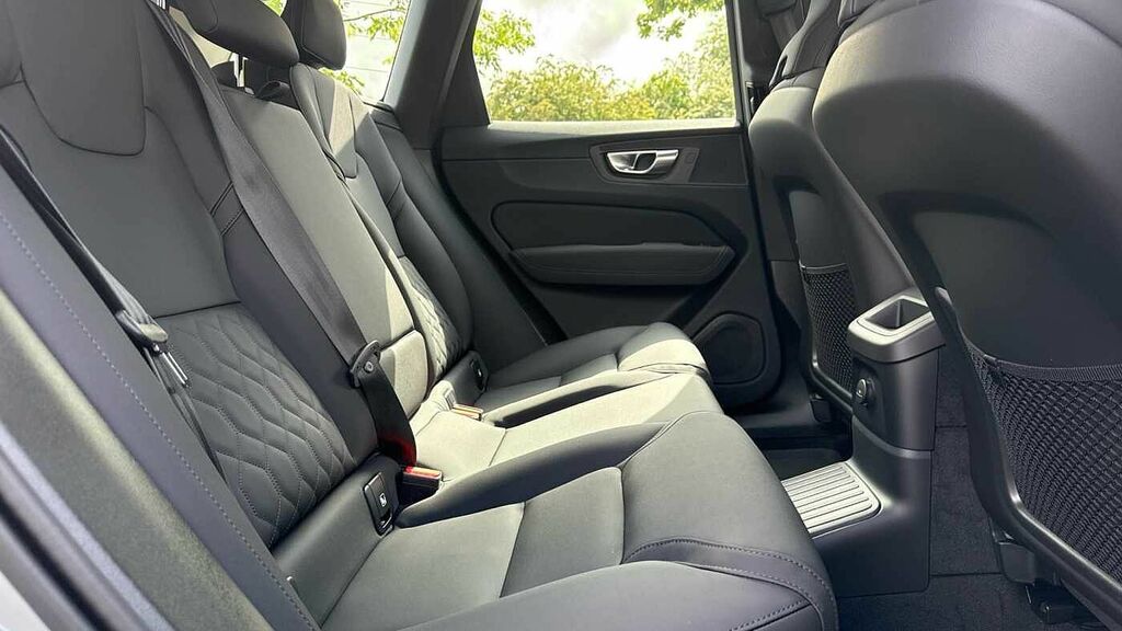 Volvo XC60 Plus, T6 Awd Plug-in Hybrid, Dark DL26VBJ Grey #6