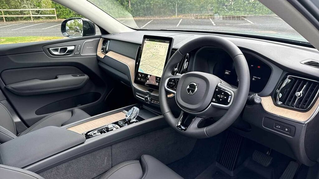 Volvo XC60 Plus, T6 Awd Plug-in Hybrid, Dark DL26VBJ Grey #4