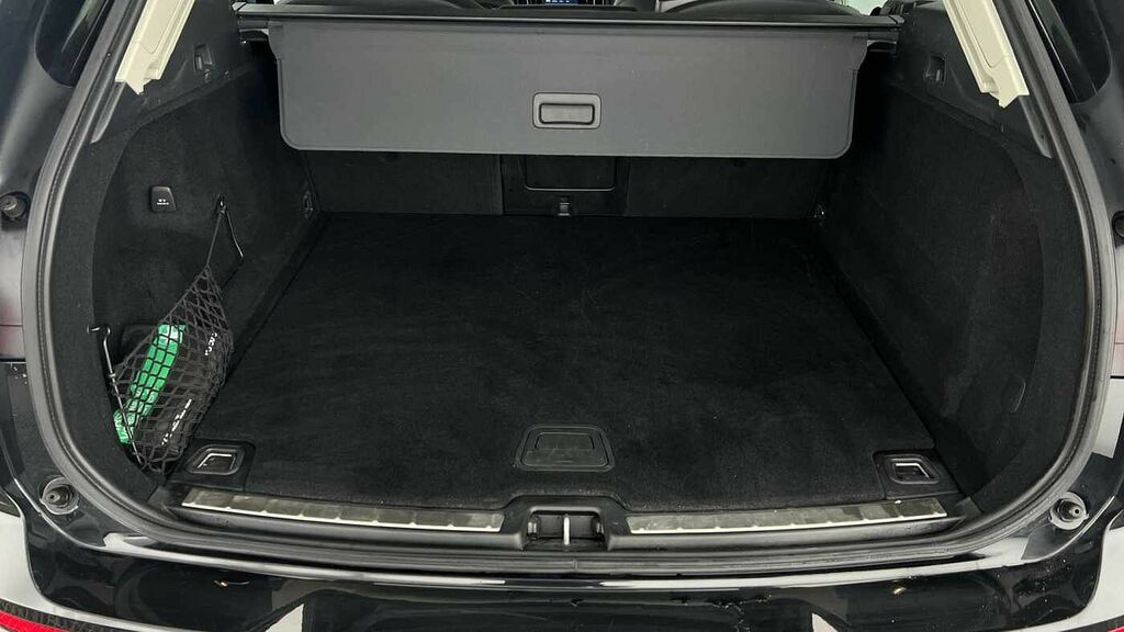 Volvo XC60 Momentum, B4 Awd Mild Hybrid YS71AEL Black #5