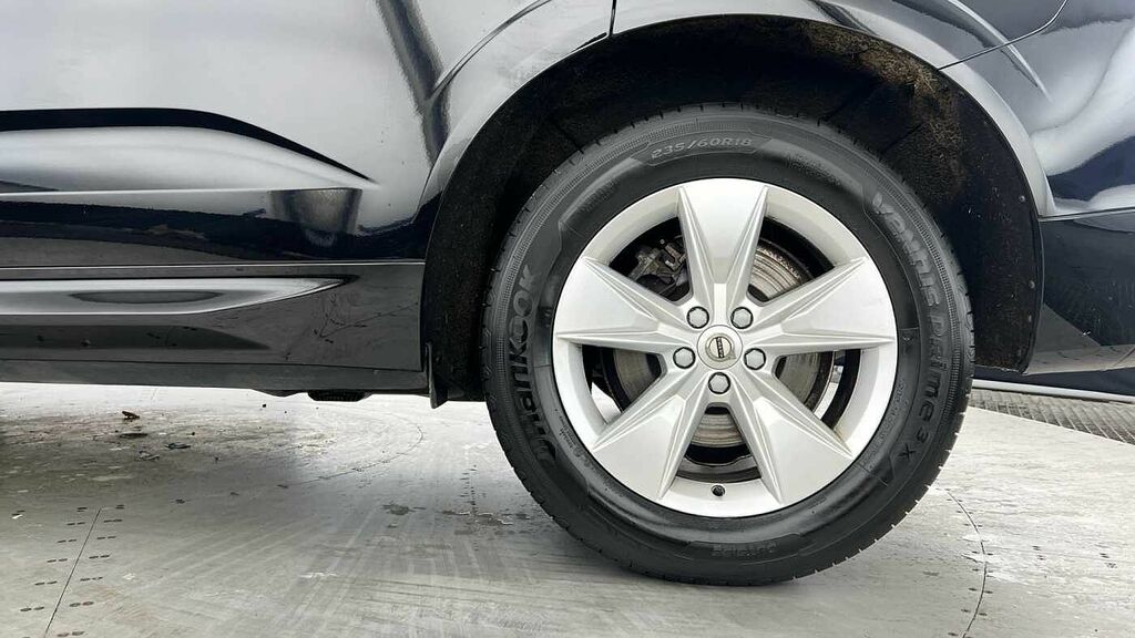 Volvo XC60 Momentum, B4 Awd Mild Hybrid YS71AEL Black #4