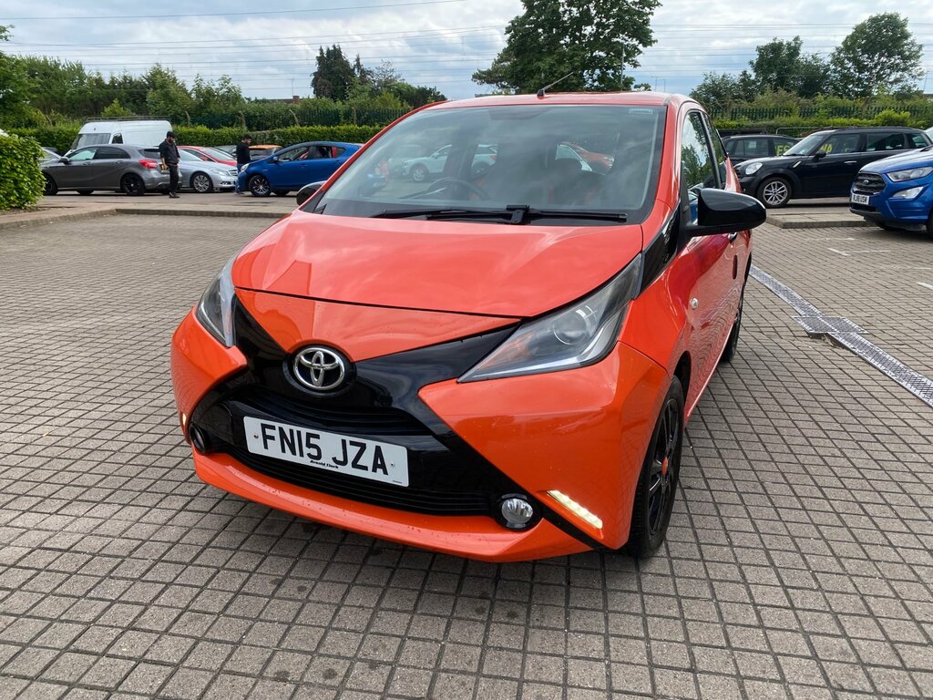 Toyota Aygo 1.0 Vvt-i X-cite Hatchback Euro FN15JZA Orange #6