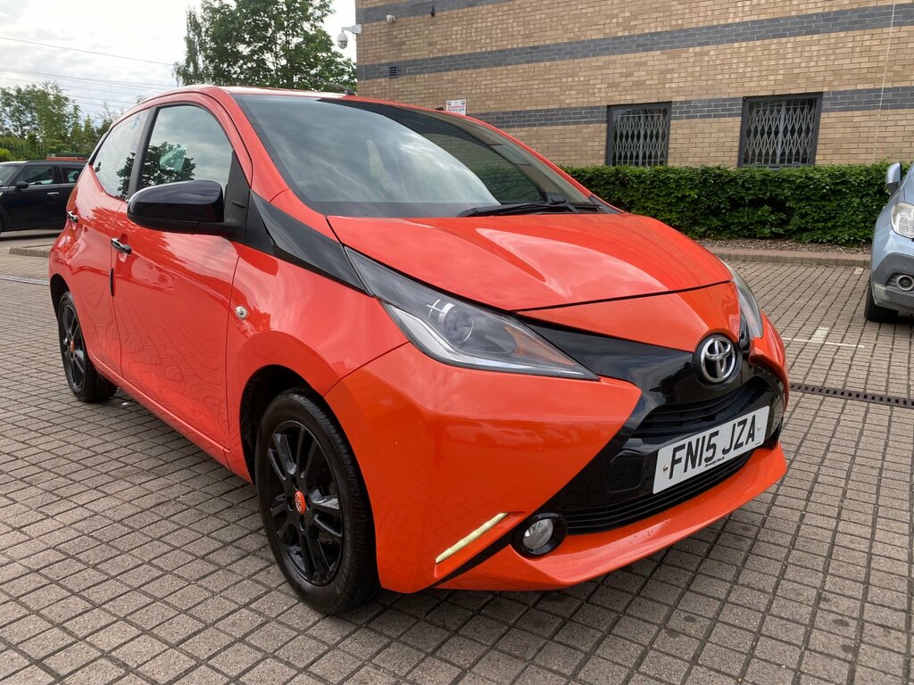 Toyota Aygo 1.0 Vvt-i X-cite Hatchback Euro FN15JZA Orange #2