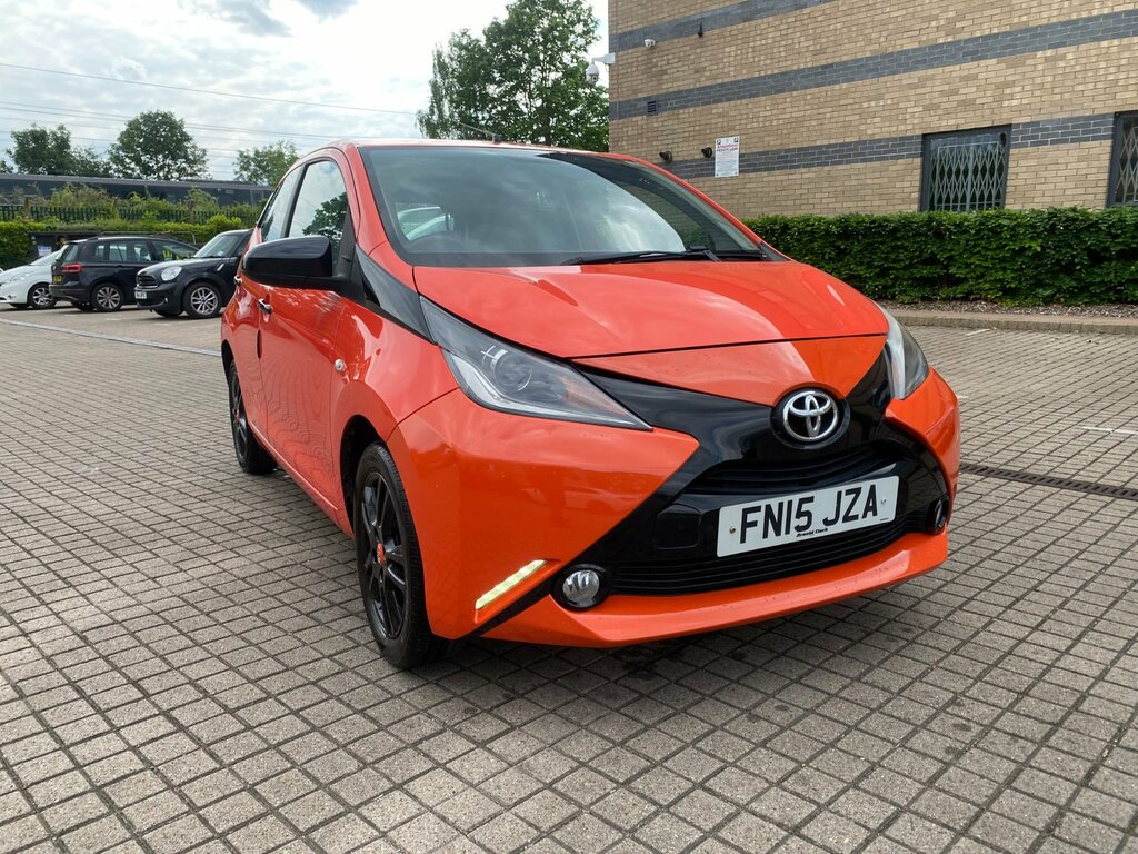 Toyota Aygo 1.0 Vvt-i X-cite Hatchback Euro Orange