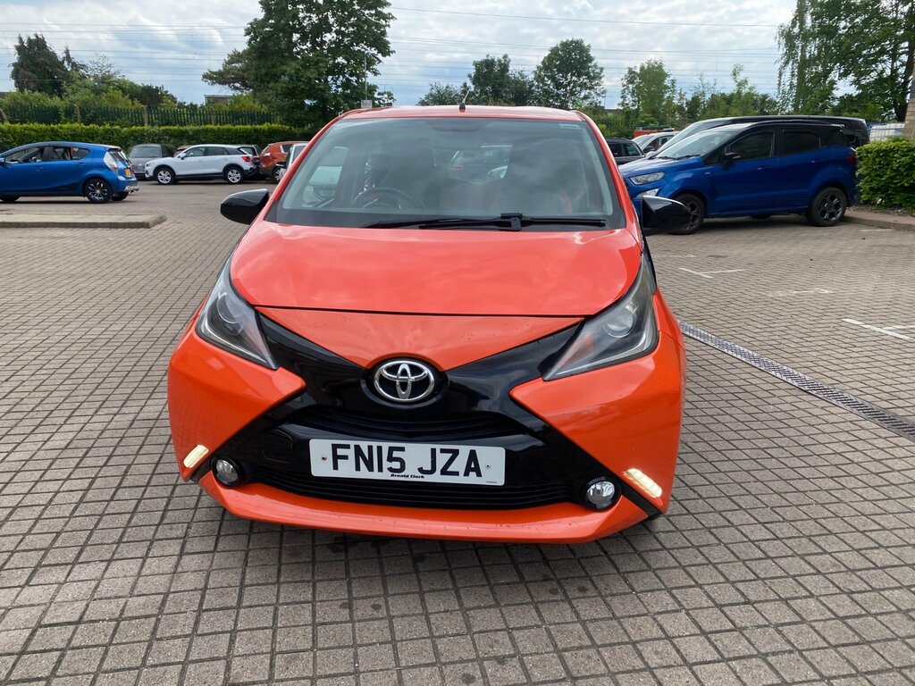 Toyota Aygo 1.0 Vvt-i X-cite Hatchback Euro FN15JZA Orange #5