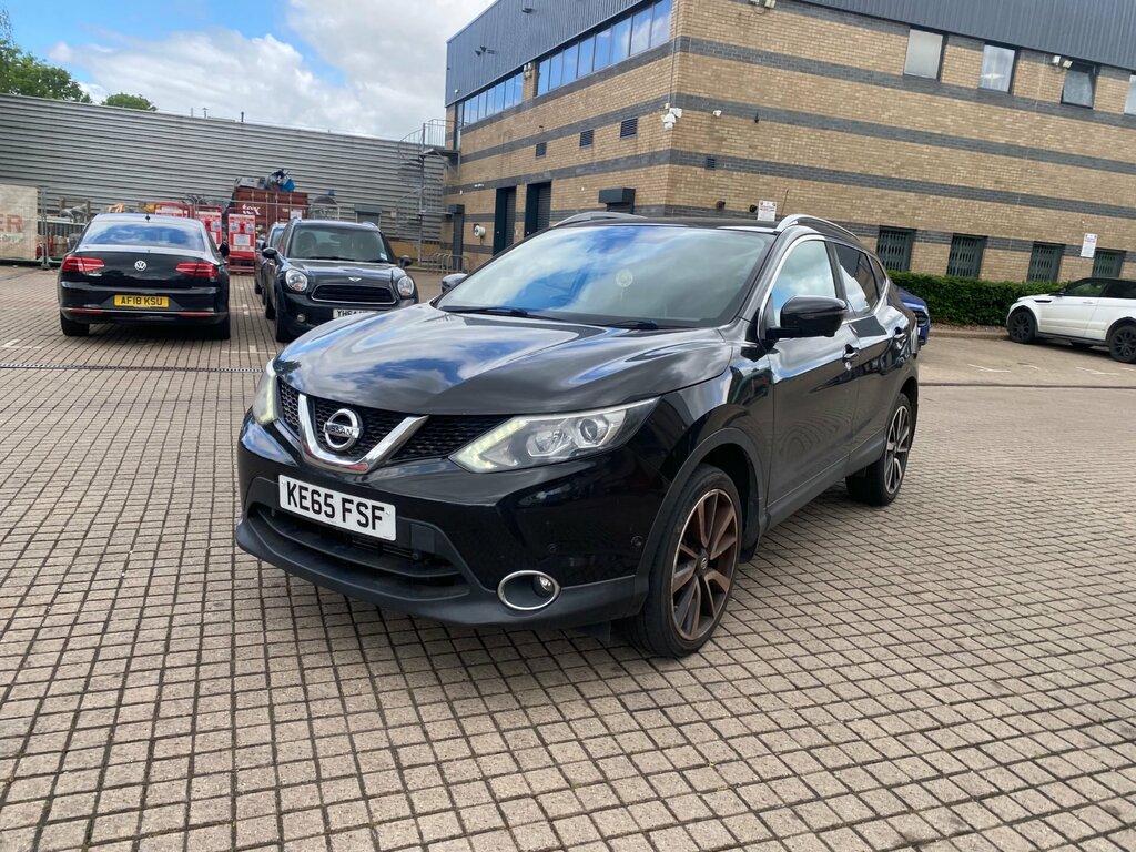 Nissan Qashqai 1.6 Dci Tekna Suv Xtron 2Wd Euro 6 Ss KE65FSF Black #6