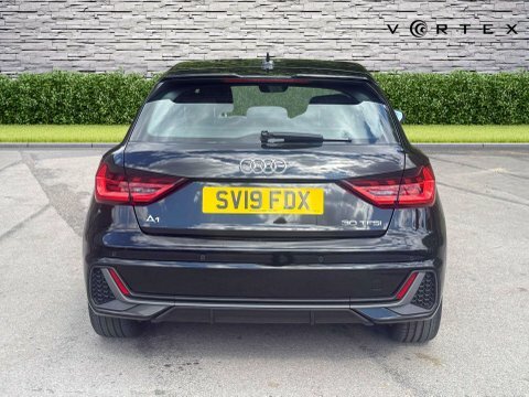 Audi A1 1.0 A1 Sportback SV19FDX Black #6