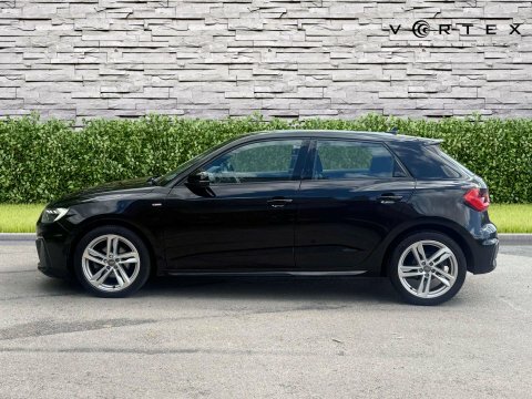 Audi A1 1.0 A1 Sportback SV19FDX Black #4
