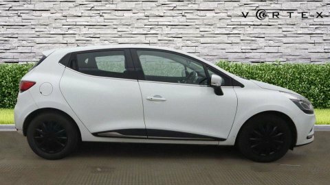 Renault Clio 0.9 Clio Iconic SJ19UBM White #5